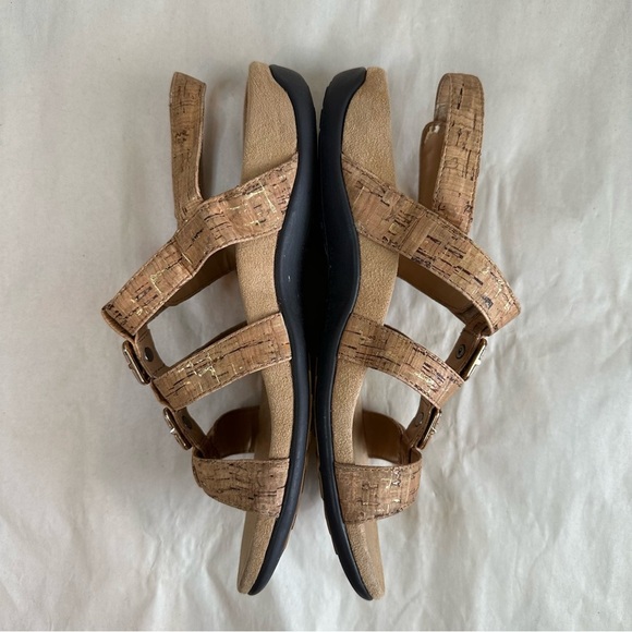 Vionic $100 Women 7 Adjustable Back Strap Sandals “Amber Gold Cork” Arch Support - Picture 3 of 6